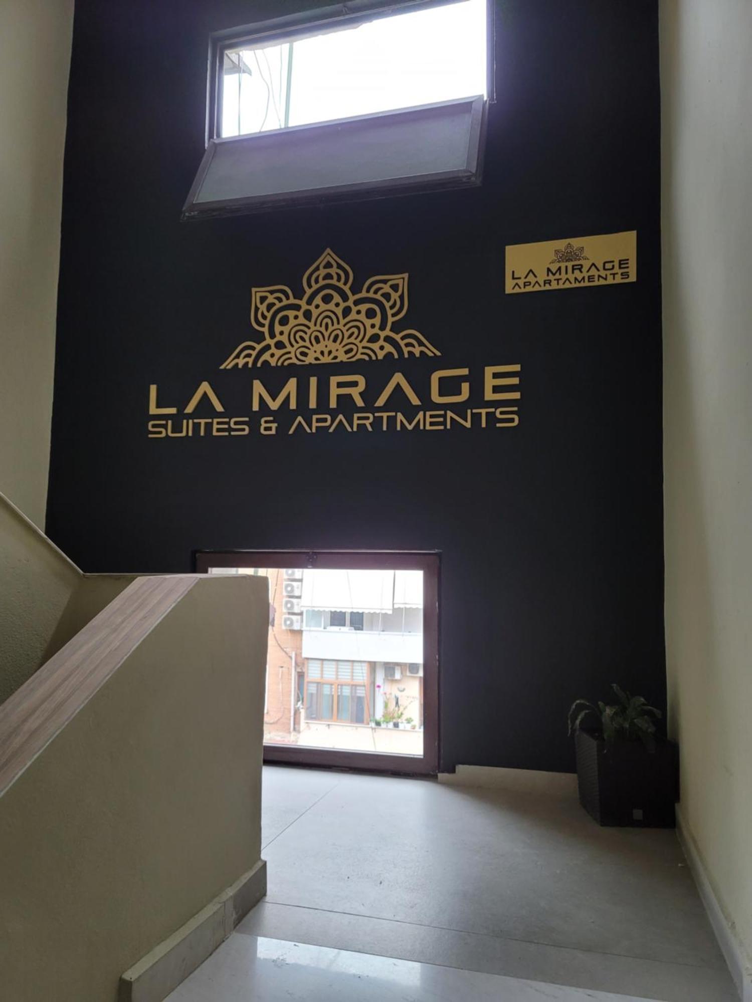 La Mirage & * Tirana